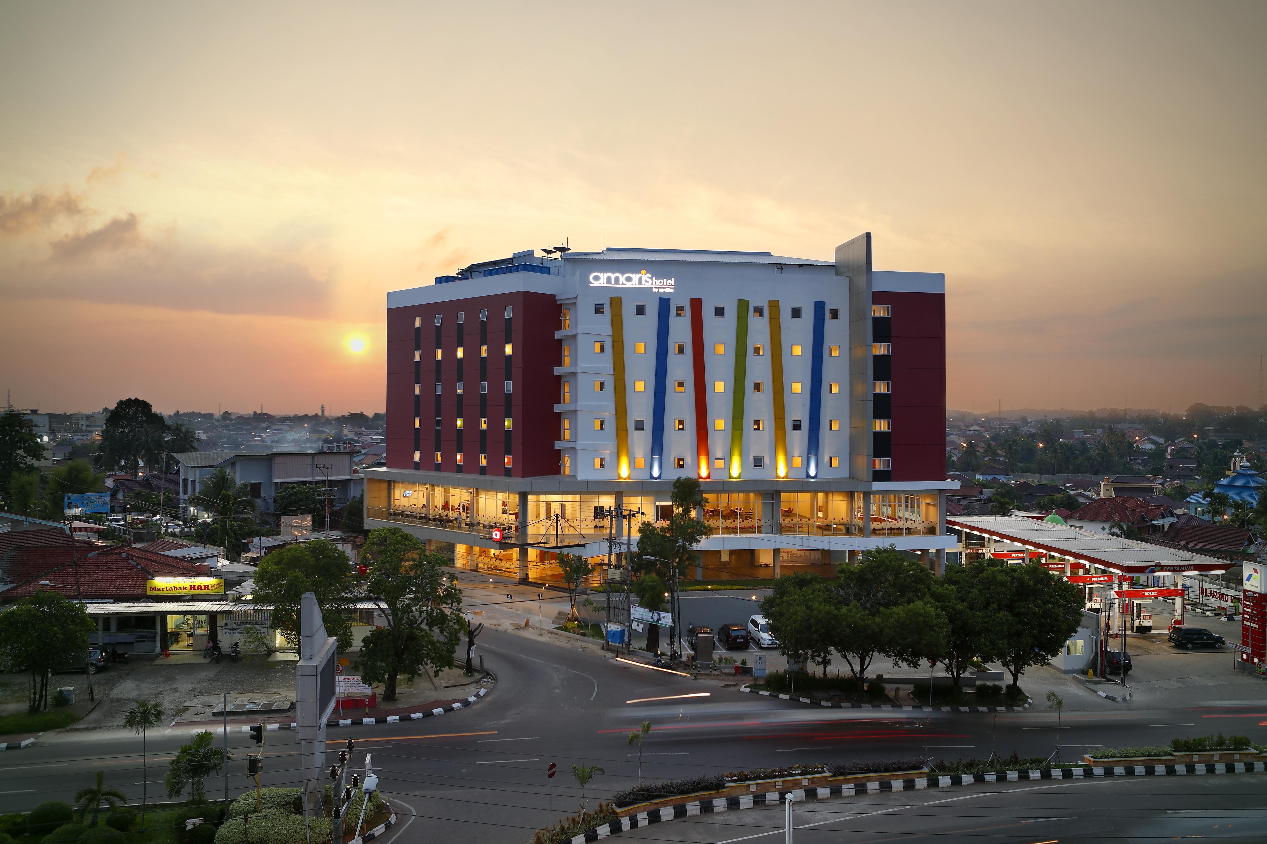 Amaris Hotel Palembang Exterior photo